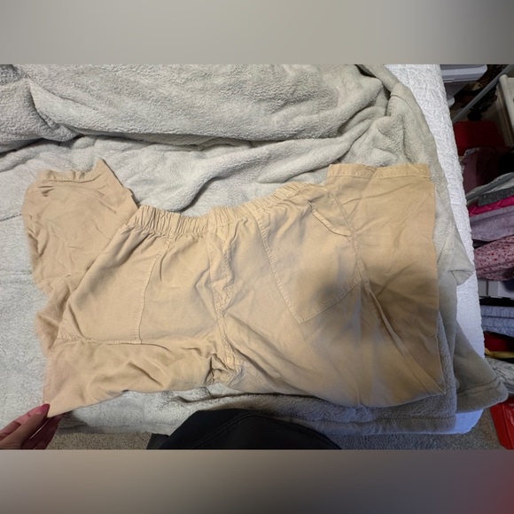 Wonderly Women's Tan Joggers - Picture 2 of 5